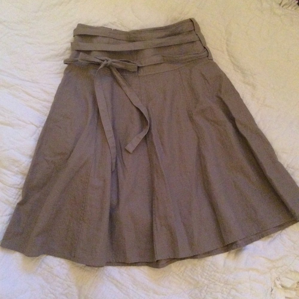 3/$25!! |H&M| Skirt with adjustable ties